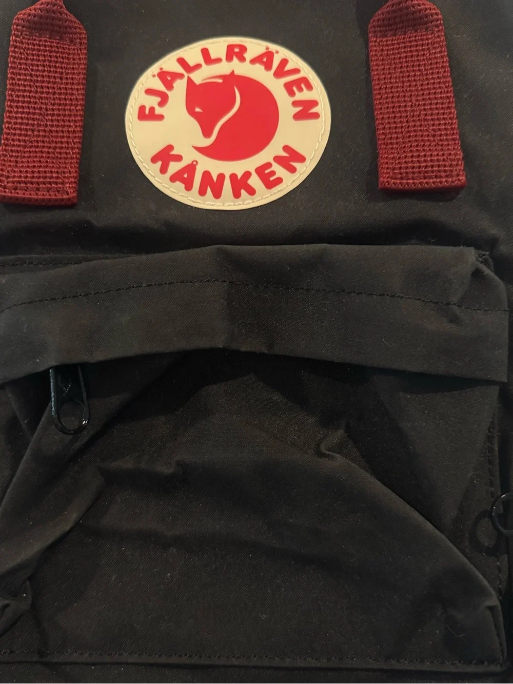 Fjallraven Kånken Mini Black with Burgundy Backpack